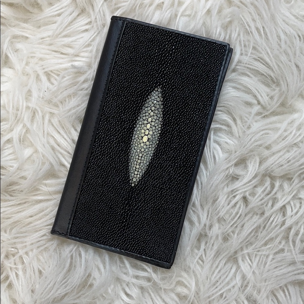 NWT- Genuine Stingray Checkbook Cover/Wallet